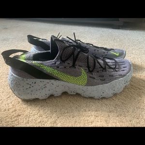 Nike Space Hippie 04 Grey Volt Size 14 M, 16.5 W